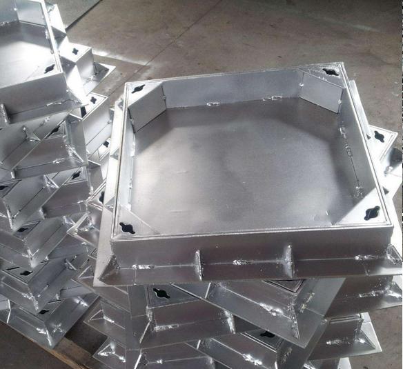 Steel recessed cover 09